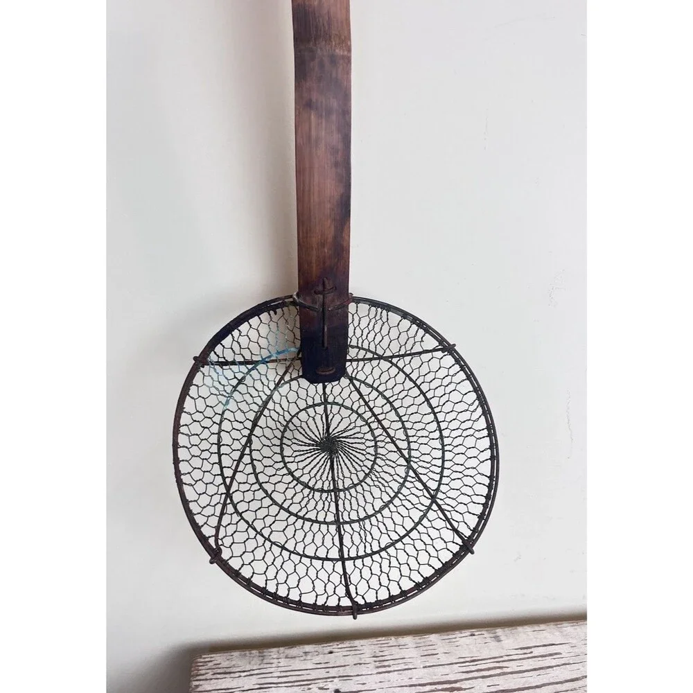 Large Vintage Rustic Bamboo Handle Brass Wire Mesh Strainer Skimmer 19” JAPAN